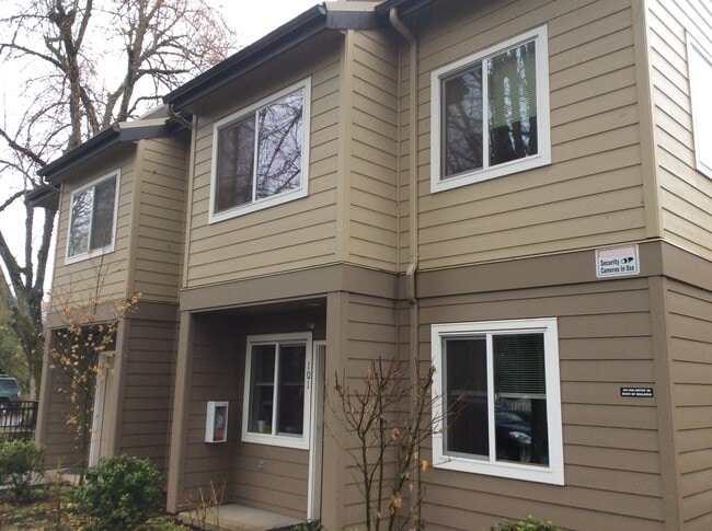 909 W 4th Ave, Unit #104 in Eugene, OR - Building Photo - Building Photo