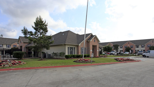 Townhomes of Bay Forest in Baytown, TX - Building Photo - Building Photo