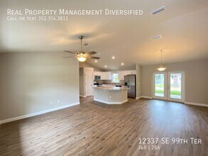 12337 SE 99th Terrace in Belleview, FL - Building Photo - Building Photo