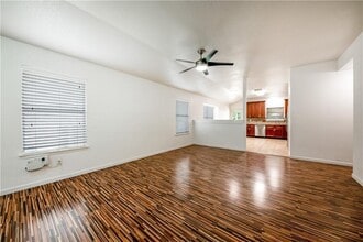 902 Mammoth Ct in Round Rock, TX - Building Photo - Building Photo