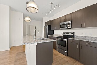 Curtis Street Lofts in Denver, CO - Foto de edificio - Building Photo