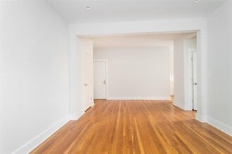 22 Forest St, Unit 2 in Cambridge, MA - Building Photo - Building Photo