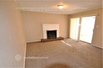 3910 W Loma Ln in Phoenix, AZ - Building Photo - Building Photo