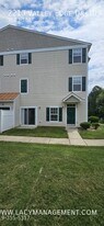 2210 Valley Edge Dr in Raleigh, NC - Building Photo