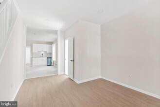312 E Shedaker St in Philadelphia, PA - Building Photo - Building Photo