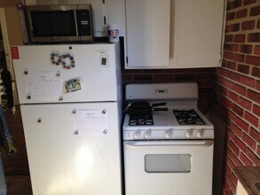 71 S Huntington Ave, Unit 3 in Boston, MA - Foto de edificio - Building Photo