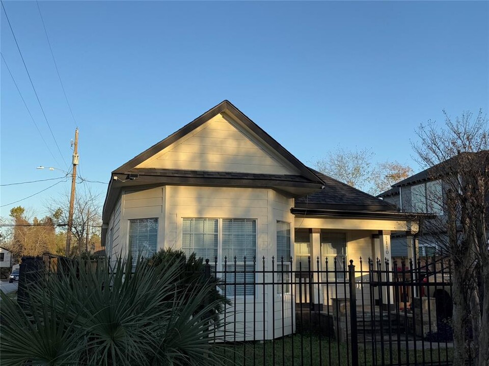 1110 Cordell St in Houston, TX - Building Photo