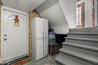 7431 N Hoyne Ave in Chicago, IL - Building Photo - Building Photo