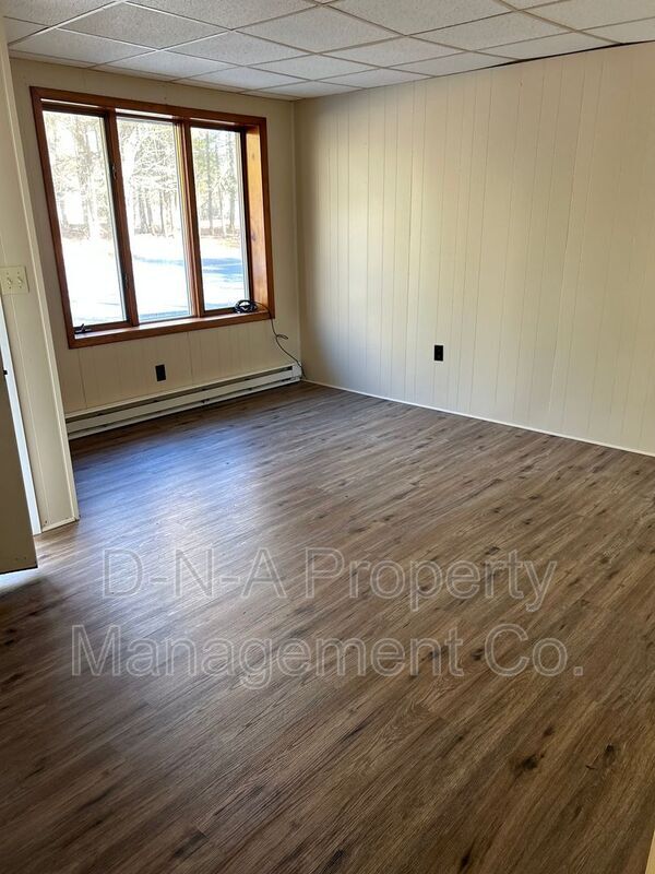 1200 Cherry Lane Rd in East Stroudsburg, PA - Building Photo - Building Photo