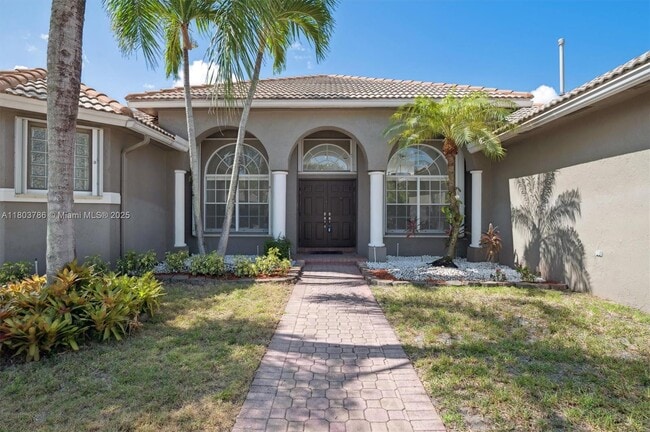 13742 NW 16th St in Pembroke Pines, FL - Building Photo - Building Photo
