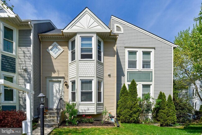 property at 3425 Caledonia Cir