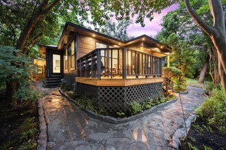 1121 Reagan Terrace in Austin, TX - Building Photo - Building Photo