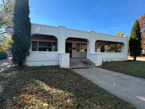 1523 W Broadway Ave in Enid, OK - Building Photo - Building Photo