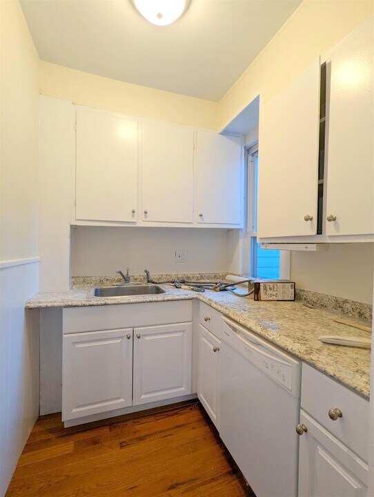 21 Thorndike St, Unit 1 in Somerville, MA - Foto de edificio