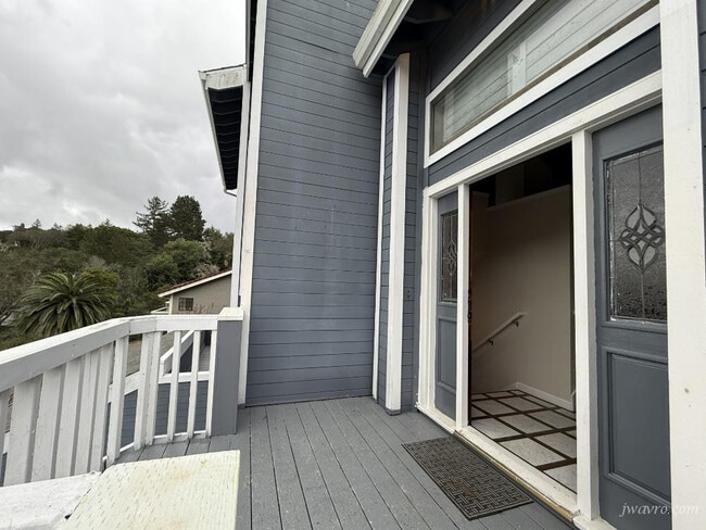 165 Tiptoe Ln in Burlingame, CA - Building Photo - Building Photo