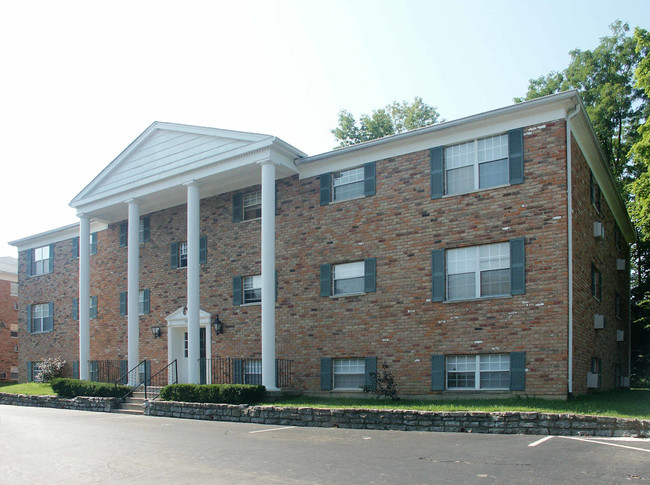 Highview Apartments in Milford, OH - Building Photo - Building Photo