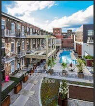 1350 Rosa L Parks Blvd in Nashville, TN - Building Photo - Building Photo