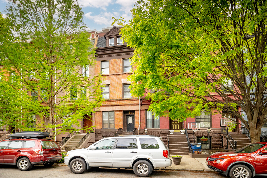 182 Lefferts Pl in Brooklyn, NY - Building Photo