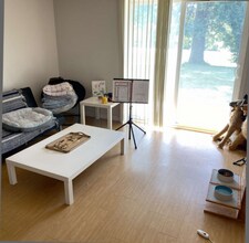 2631 Westwinds Dr in Iowa City, IA - Building Photo - Building Photo