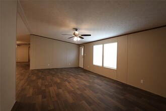 16501 E Emerson Cir in Conroe, TX - Building Photo - Building Photo
