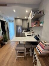 233 Newbury St, Unit 3 in Boston, MA - Building Photo - Building Photo