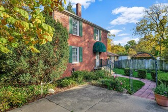 201 S Prospect Ave in Champaign, IL - Foto de edificio - Building Photo