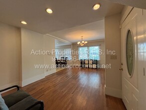 200 Irene Ave in Roseville, CA - Foto de edificio - Building Photo