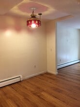 30 Great Falls Dr, Unit 30 Great Falls Drive in Concord, NH - Foto de edificio - Building Photo