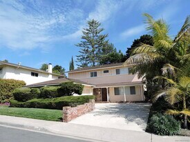 5977 Agee St in San Diego, CA - Building Photo