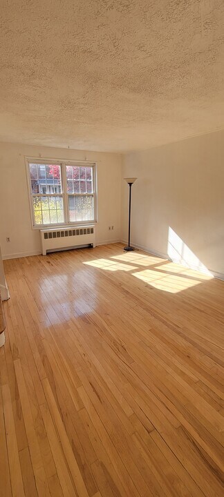 282 Texas Ave in Bridgeport, CT - Building Photo