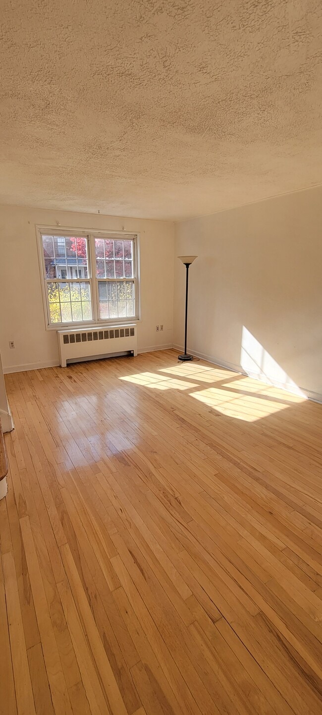 property at 282 Texas Ave