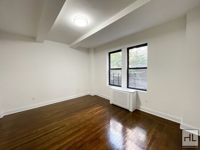 WEST 68 STREET, Unit 1C in New York, NY - Foto de edificio - Building Photo