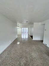 14 Ronnie Cir in Daytona Beach, FL - Building Photo - Building Photo