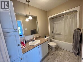 135 James St S in Hamilton, ON - Building Photo - Building Photo