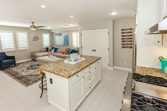216.5 30th St in Newport Beach, CA - Building Photo - Building Photo