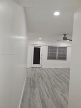 13550 SW 6th Ct in Pembroke Pines, FL - Building Photo - Building Photo