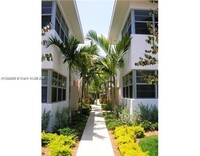 1560 Pennsylvania Ave, Unit 228 in Miami Beach, FL - Building Photo - Building Photo