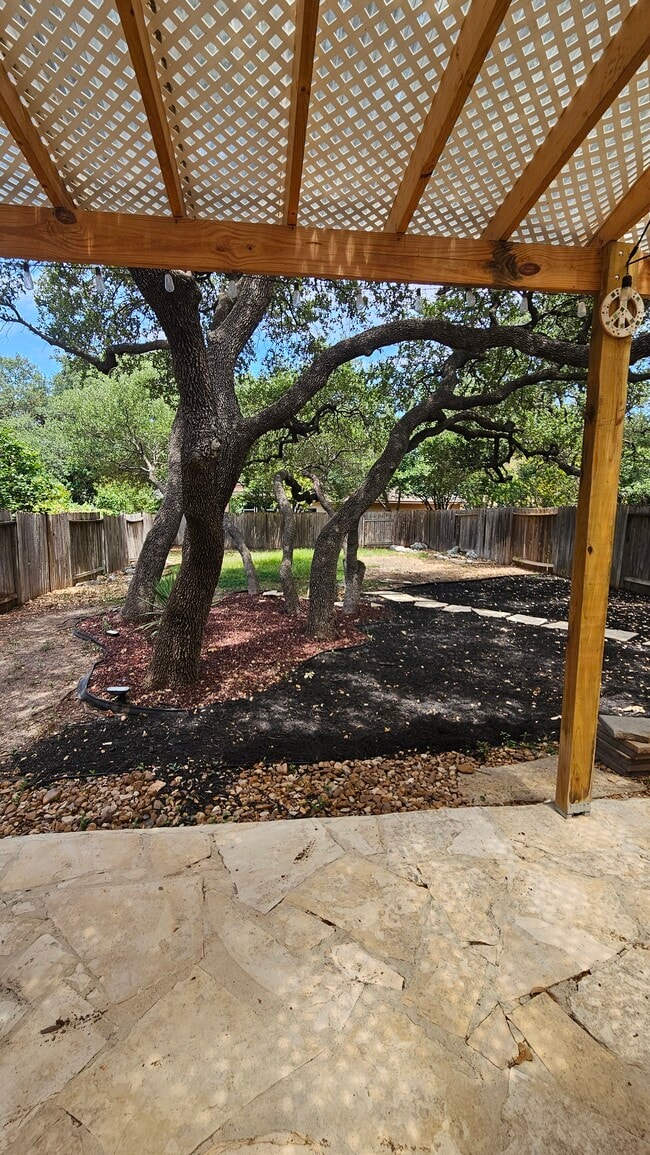 4719 Shavano Ct in San Antonio, TX - Building Photo - Building Photo
