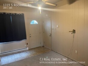 1319 S Rock Hill Rd in Webster Groves, MO - Building Photo - Building Photo