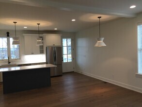 1207 Sweetbriar Ave in Nashville, TN - Building Photo - Building Photo