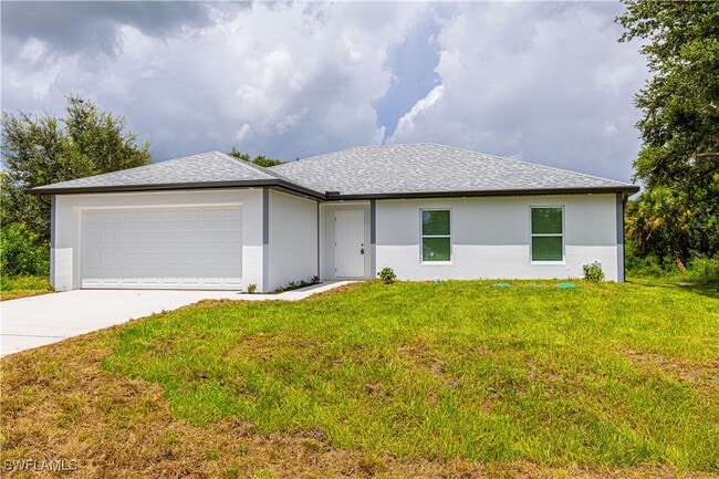 2904 Denis Ave S in Lehigh Acres, FL - Building Photo - Building Photo