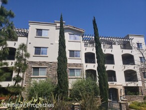 1420 S Bundy Dr-Unit -#104 in Los Angeles, CA - Building Photo - Building Photo