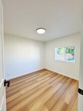 2207 SW 328th St in Federal Way, WA - Building Photo - Building Photo