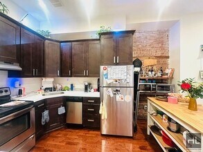 208 W 138th St-Unit -5 in New York, NY - Building Photo - Building Photo