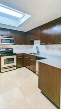 300 Majorca Ave in Coral Gables, FL - Building Photo - Building Photo