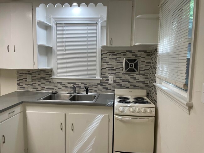 906 Cherokee Ave in Aiken, SC - Building Photo - Building Photo