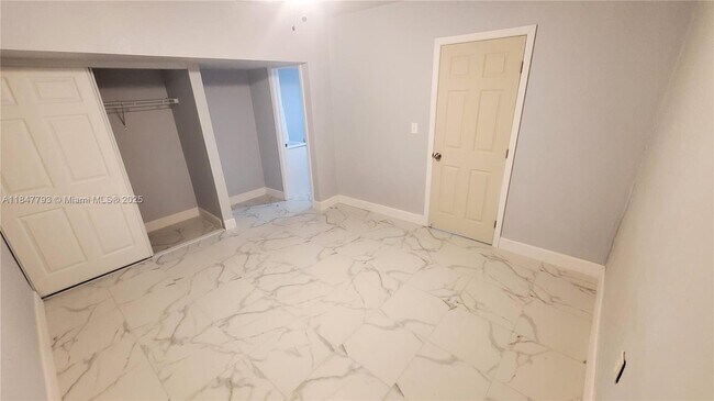 8613 Beekman Dr in Miramar, FL - Building Photo - Building Photo