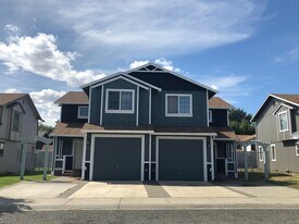 2105 Yellowstone St in Ellensburg, WA - Building Photo