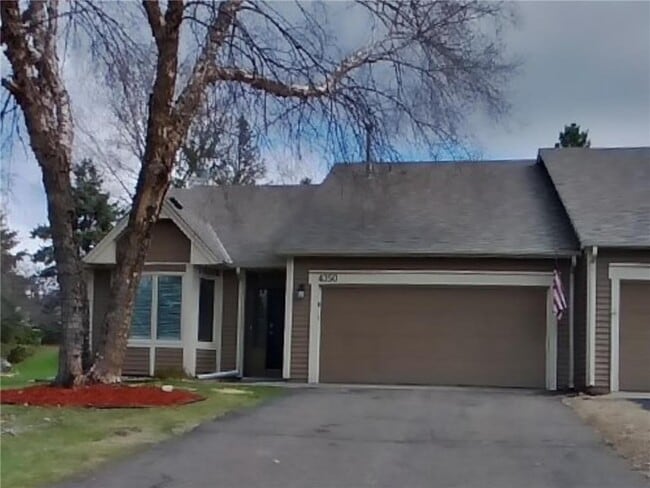property at 4350 Thornhill Ln
