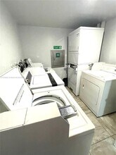 1559 Michigan Ave, Unit 101 in Miami Beach, FL - Building Photo - Building Photo
